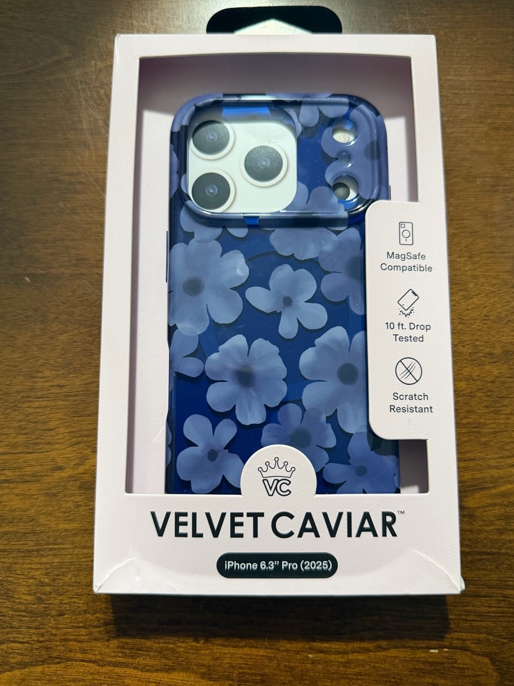Velvet Caviar Blue Floral MagSafe iPhone 6.3" Pro Case